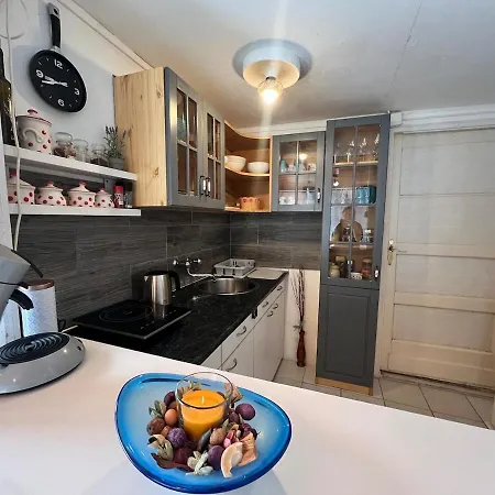 Hébergement de vacances Bella Nyaralo Siofok-szabadifuerdon Privat Jakuzzi Siófok