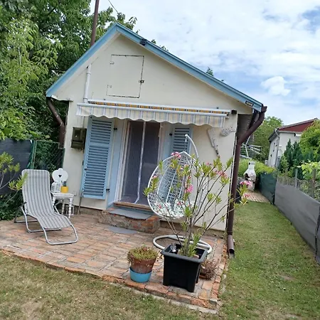 Bella Nyaralo Siofok-szabadifuerdon Privat Jakuzzi *